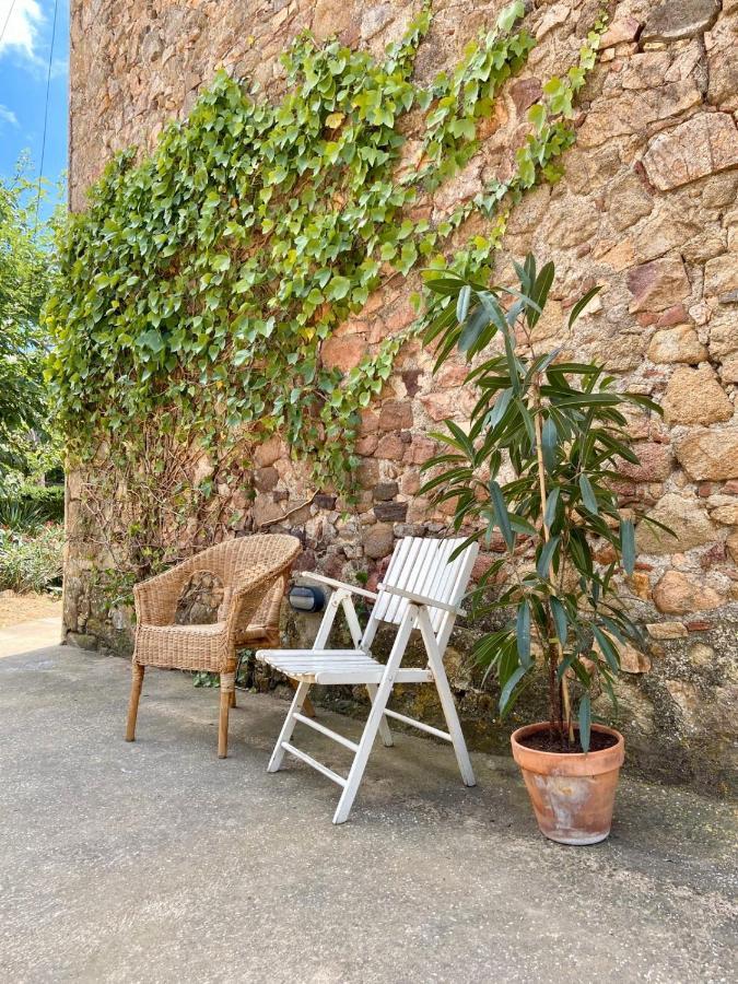 Hotel Ecoturisme Mas Ribas Palamós Exterior foto